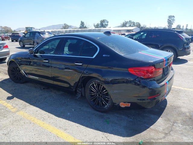 WBAJA9C58JB034395 BMW 530e Iperformance