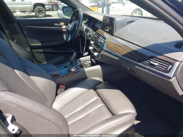 WBAJA9C58JB034395 BMW 530e Iperformance
