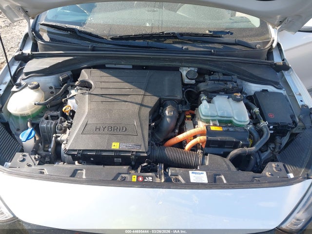 2017 HYUNDAI IONIQ HYBRID KMHC75LC0HU045774 Photo 9