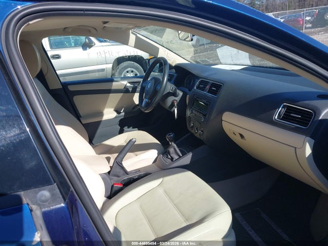 Продаж на аукціоні авто 2012 Volkswagen Jetta 2.5l Se, vin: 3VWBP7AJ8CM077380, номер лоту: 44695454