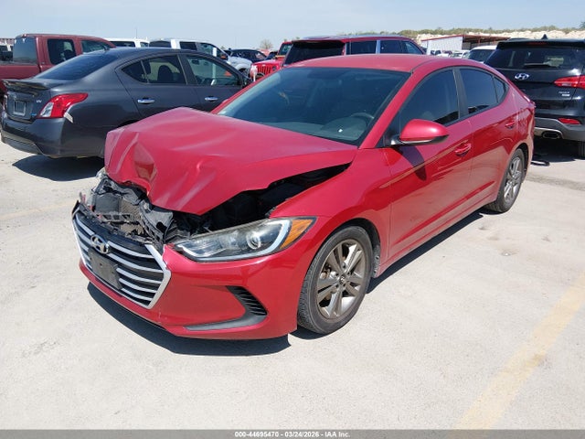 5NPD84LF3JH398827 Hyundai ELANTRA SEL