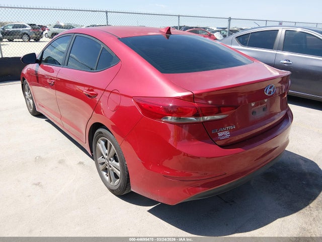 5NPD84LF3JH398827 Hyundai ELANTRA SEL