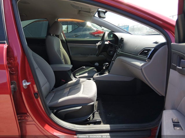 5NPD84LF3JH398827 Hyundai ELANTRA SEL