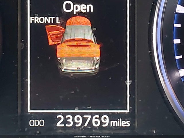 5TDKKRFH3ES030389 Toyota Highlander Xle V6