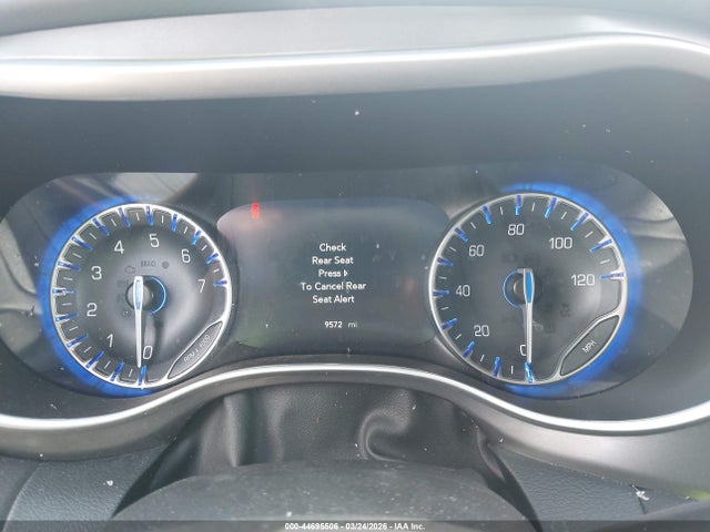 44695506 :رقم المزاد ، 2C4RC1CG8SR611173 vin ، 2025 Chrysler Voyager Lx مزاد بيع