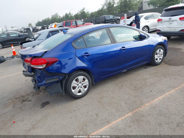 3KPFK4A78JE221149 KIA FORTE LX