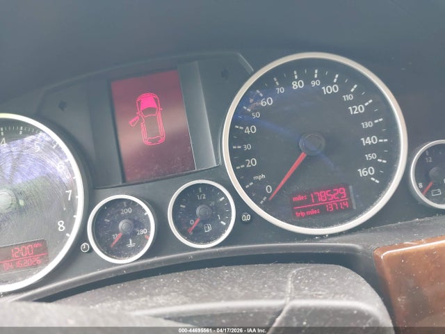 2009 Volkswagen Touareg 2 Vr6 Fsi მანქანა იყიდება აუქციონზე, vin: WVGBE77L49D007974, აუქციონის ნომერი: 44695561