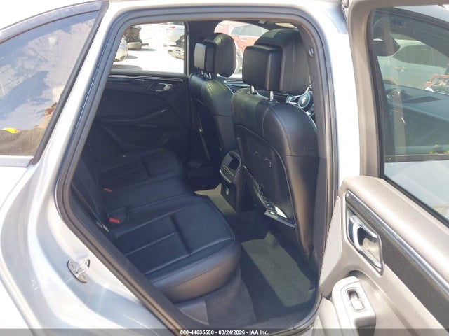 Aukcja sprzedaży 2015 Porsche Macan S, vin: WP1AB2A51FLB53173, numer aukcji: 44695590