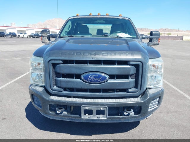 Ford F-350 Chassis Xl 2015 1FD8W3G63FED44541 Image 15