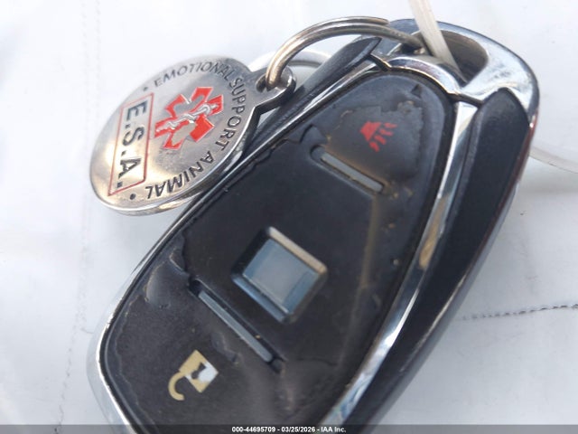 2GNAXHEV1M6104813 Chevrolet Equinox Fwd Ls