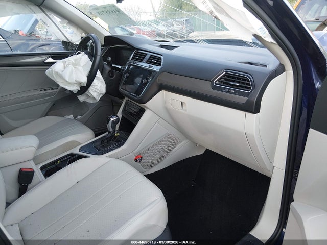 Продаж на аукціоні авто 2022 Volkswagen Tiguan 2.0t Se, vin: 3VV3B7AX9NM177504, номер лоту: 44695718