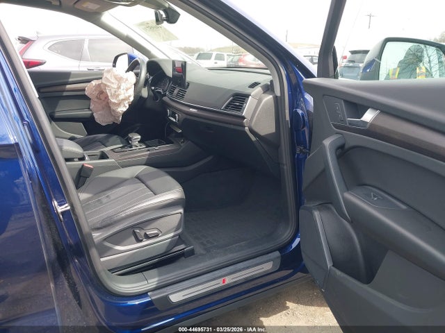 44695731 :رقم المزاد ، WA1GAAFYXN2099074 vin ، 2022 Audi Q5 Premium 45 Tfsi S Line Quattro S Tronic مزاد بيع