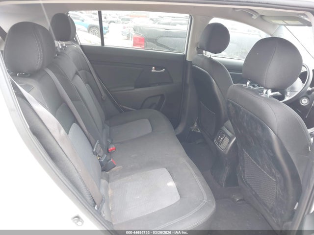 44695733 :رقم المزاد ، KNDPB3AC8F7784298 vin ، 2015 Kia Sportage Lx مزاد بيع