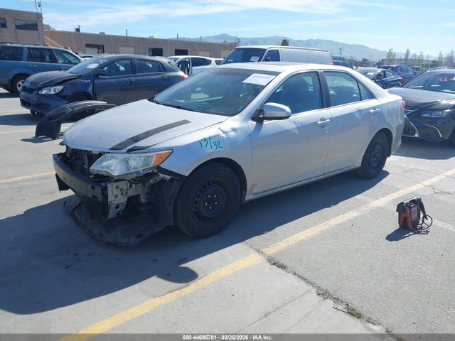 4T4BF1FK0ER340272 Toyota CAMRY LE