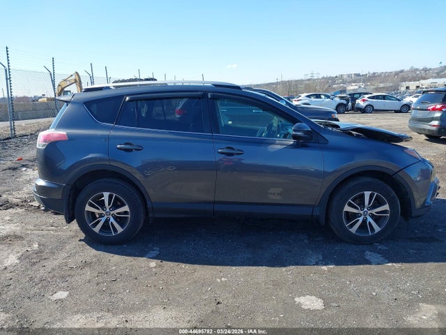 Toyota Rav4 Xle 2016 JTMRFREV9GD189930 Image 13