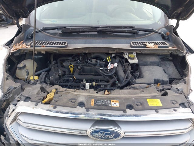 2017 Ford Escape Se მანქანა იყიდება აუქციონზე, vin: 1FMCU0GD5HUB41222, აუქციონის ნომერი: 44695791