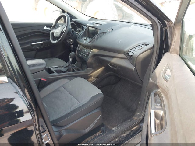 2017 Ford Escape Se მანქანა იყიდება აუქციონზე, vin: 1FMCU0GD5HUB41222, აუქციონის ნომერი: 44695791