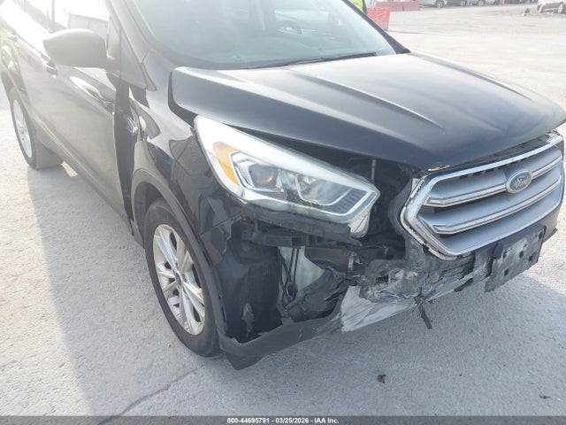 2017 Ford Escape Se მანქანა იყიდება აუქციონზე, vin: 1FMCU0GD5HUB41222, აუქციონის ნომერი: 44695791