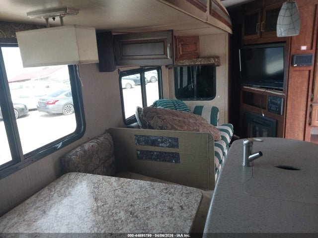 4YDT32520HB451517 Keystone Other