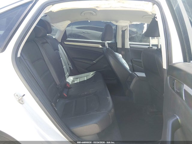 Aukcja sprzedaży 2016 Volkswagen Passat 1.8t R-line, vin: 1VWAS7A34GC066444, numer aukcji: 44695838