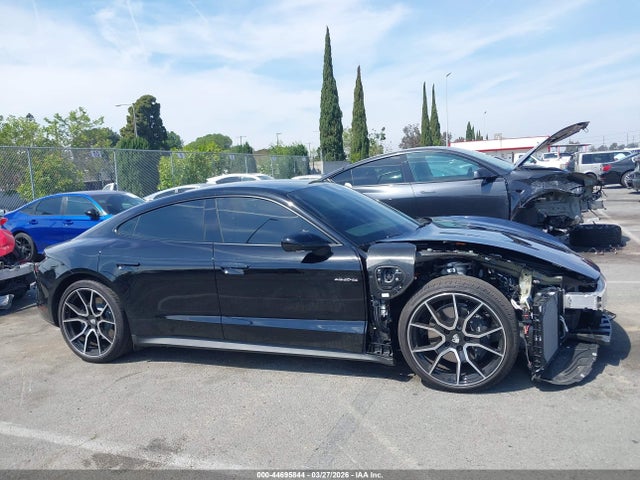 WP0AA2Y18TSA08031 Porsche Taycan 4/4 Black Edition/black Edition