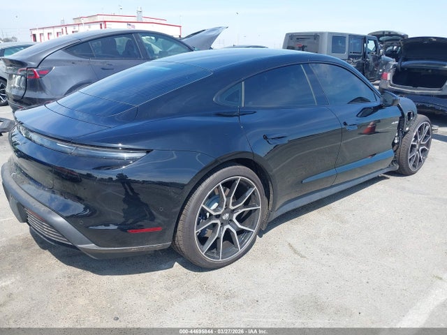 2026 PORSCHE TAYCAN WP0AA2Y18TSA08031 Photo 3