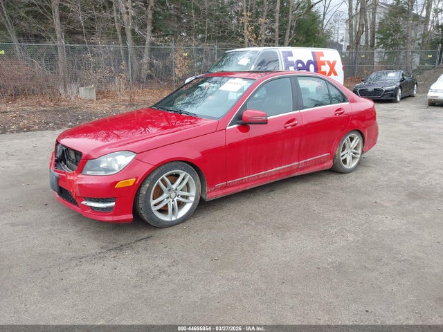Продаж на аукціоні авто 2013 Mercedes-benz C 300 Sport 4matic, vin: WDDGF8AB9DR270119, номер лоту: 44695854