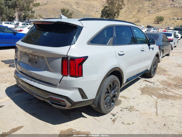 5XYRKDLF7NG099555 KIA SORENTO SX