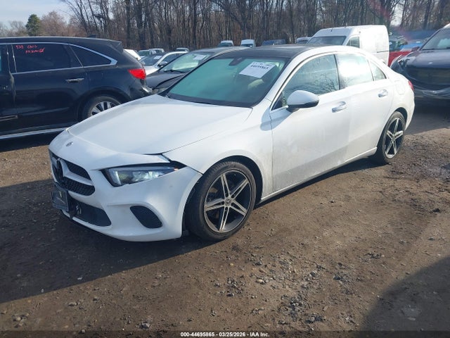 44695865 :رقم المزاد ، WDD3G4FB7KW006232 vin ، 2019 Mercedes-benz A 220 4matic مزاد بيع