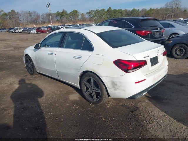 44695865 :رقم المزاد ، WDD3G4FB7KW006232 vin ، 2019 Mercedes-benz A 220 4matic مزاد بيع