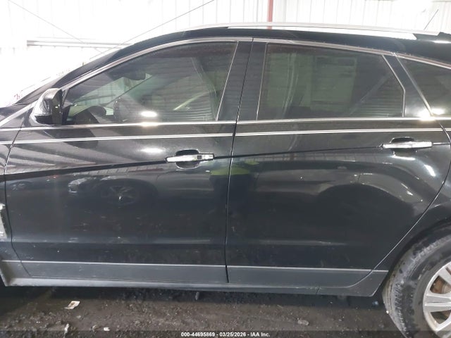 44695869 :رقم المزاد ، 3GYFNDEY3BS660363 vin ، 2011 Cadillac Srx Luxury Collection مزاد بيع