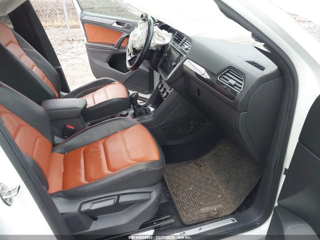 Продаж на аукціоні авто 2020 Volkswagen Tiguan 2.0t Sel Premium R-line, vin: 3VV4B7AX1LM128265, номер лоту: 44695953