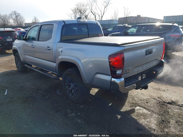 3TMCZ5AN8NM468105 Toyota Tacoma Sr5 V6