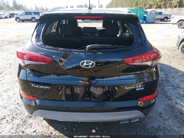 KM8J3CA23HU414600 Hyundai Tucson Sport