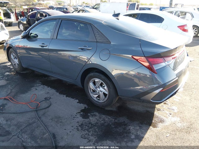 KMHLL4DGXSU086797 Hyundai ELANTRA SE