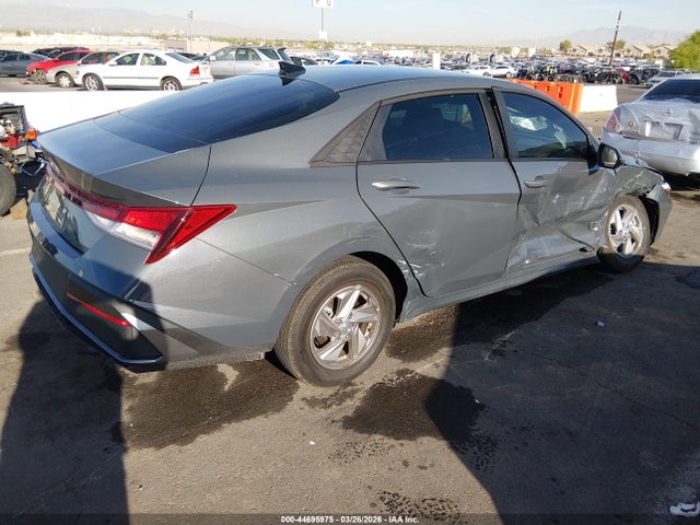 KMHLL4DGXSU086797 Hyundai ELANTRA SE
