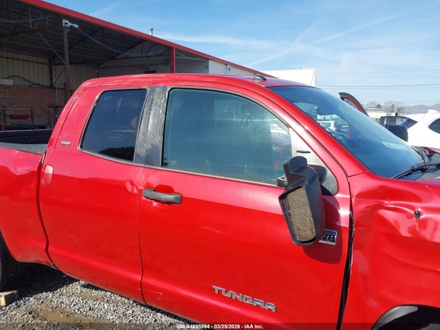 5TFUW5F13FX459309 Toyota Tundra Sr5 5.7l V8
