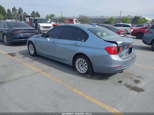 2014 Bmw 328i მანქანა იყიდება აუქციონზე, vin: WBA3C1C55EK107099, აუქციონის ნომერი: 44696012