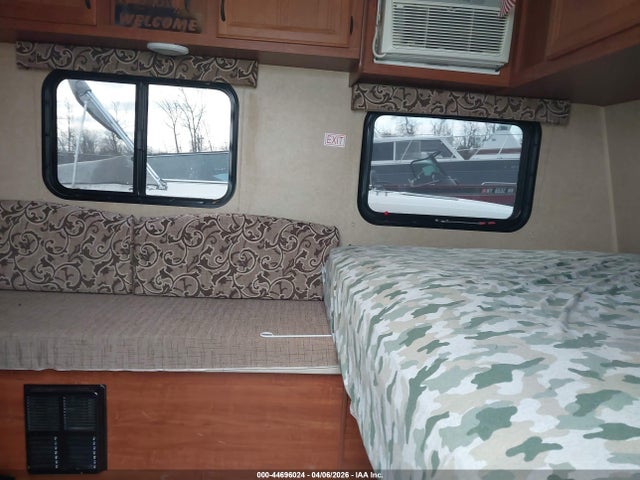 Jayco Jayfl184bh 2014 1UJBJ0AJ8E17E0499 Image 5