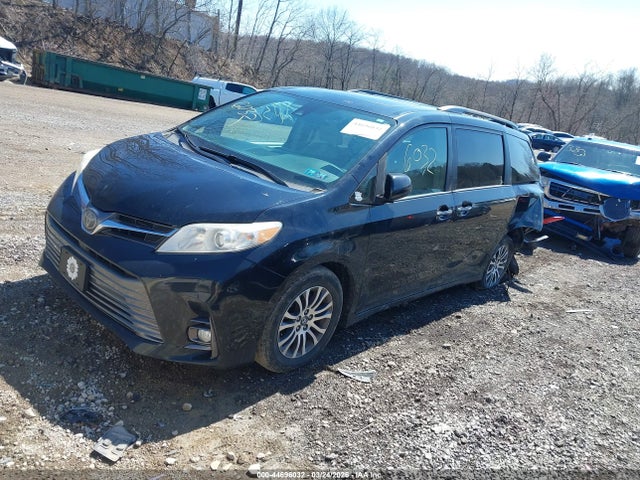 2018 TOYOTA SIENNA 5TDYZ3DC2JS933086 Photo 1