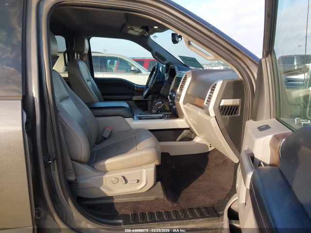 1FTEW1CP8GKF45431 Ford F-150 Lariat