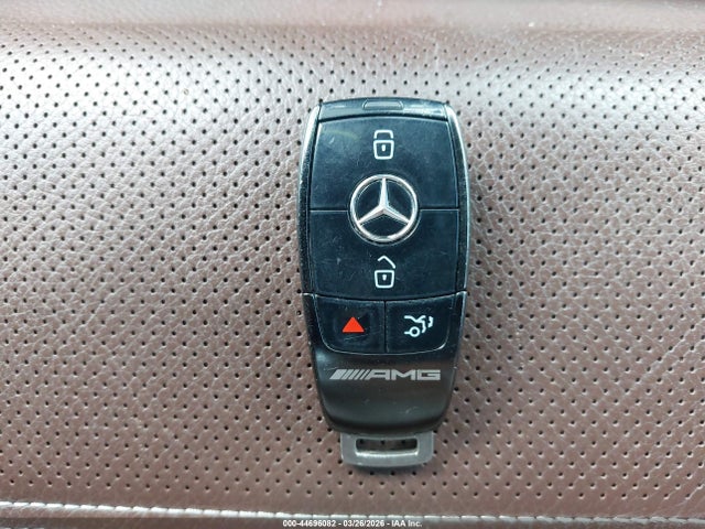 44696082 :رقم المزاد ، W1N4M5BB8NW232733 vin ، 2022 Mercedes-benz Amg Glb 35 4matic مزاد بيع