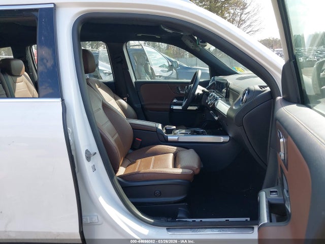 44696082 :رقم المزاد ، W1N4M5BB8NW232733 vin ، 2022 Mercedes-benz Amg Glb 35 4matic مزاد بيع