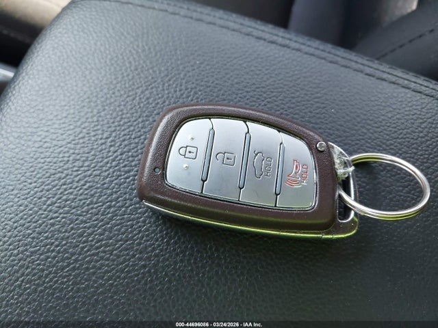 Aukcja sprzedaży 2017 Hyundai Elantra Value Edition, vin: 5NPD84LF7HH207372, numer aukcji: 44696086