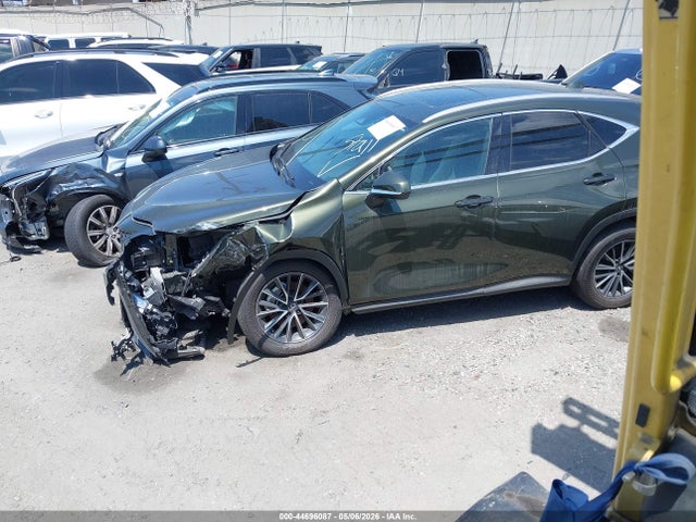 Продажа на аукционе авто 2024 Lexus Nx 350h Premium, vin: 2T2GKCEZ9RC026029, номер лота: 44696087