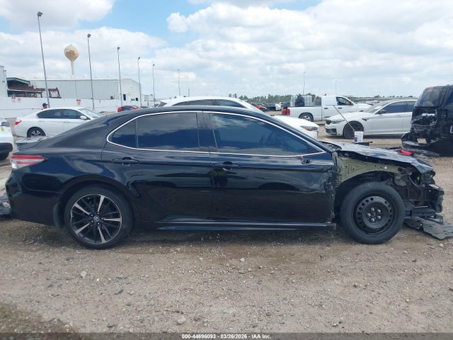 4T1B61HK5KU830158 Toyota CAMRY XSE