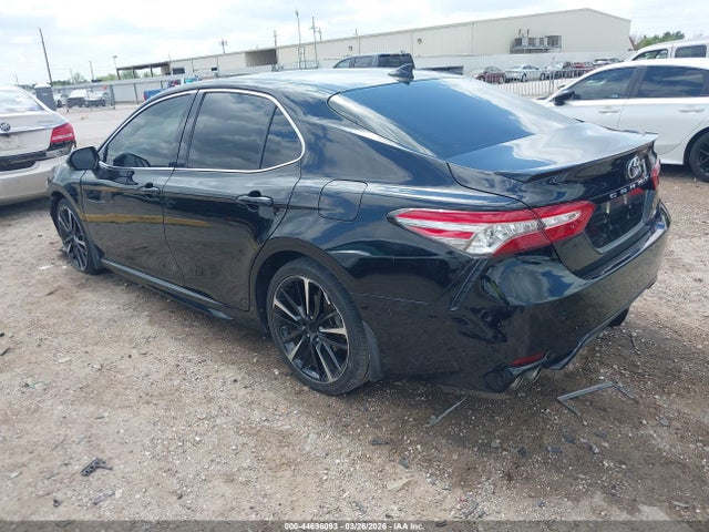 4T1B61HK5KU830158 Toyota CAMRY XSE