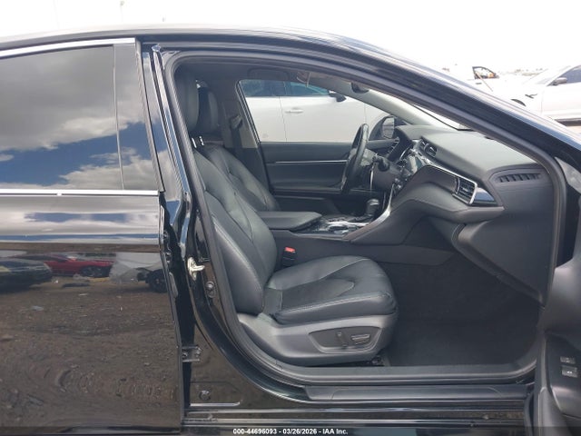 4T1B61HK5KU830158 Toyota CAMRY XSE