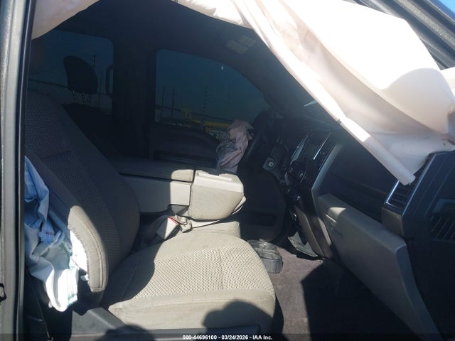 2017 FORD F-150 1FTEW1CF1HKC06812 Photo 4