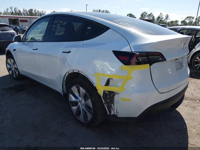 2023 Tesla Model Y Awd/long Range Dual Motor All-wheel Drive მანქანა იყიდება აუქციონზე, vin: 7SAYGDEE3PA040997, აუქციონის ნომერი: 44696106